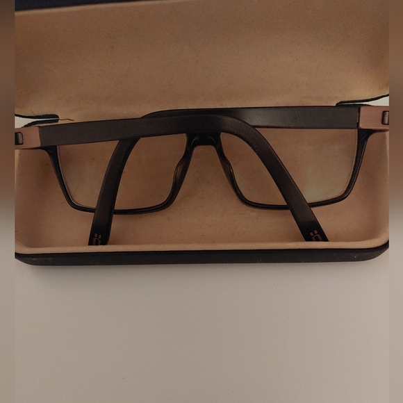 OGA Glasses - Picture 14 of 14